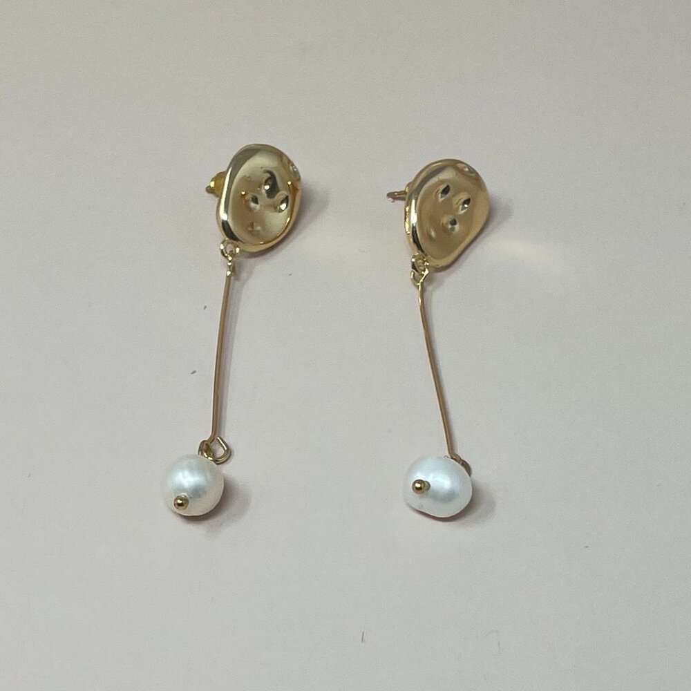 Petit Moments | Kylie Earrings in Gold